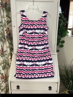 Vintage lilly pulitzer  Delia "Whales tails" pattern dress size 2. Sleeveless